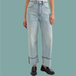 Daze
Eastside High Rise Loose Jeans